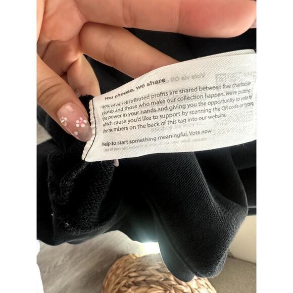 Ninety Percent Black Crewneck Sweater 100% Organic Cotton - Size Large - Picture 5 of 8